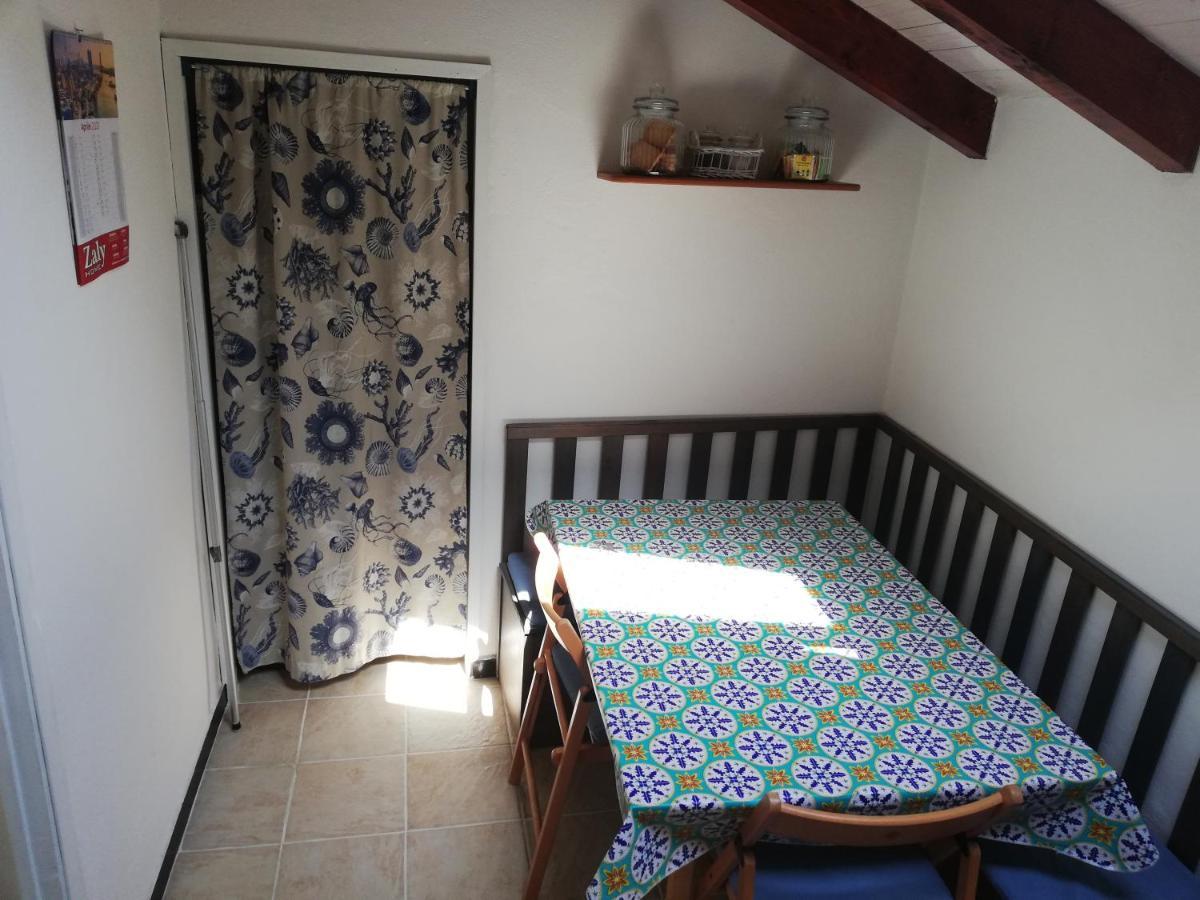 דירות אלבניה Casa Helios מראה חיצוני תמונה